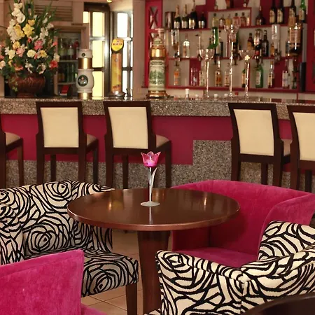 Jasmine Hotel apartamentowy 3*