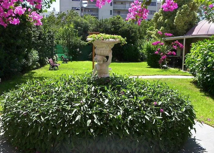 Jasmine Λεμεσός